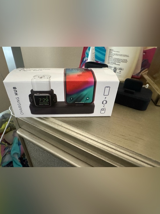 Other - 3-in-1 Black Charging Hub for Phone, Watch & Earbuds new in box